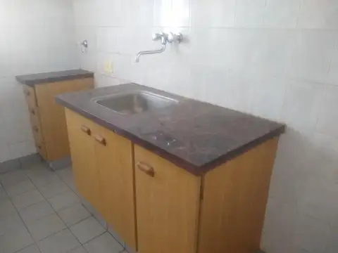 ALQUILER departamento tipo dúplex.