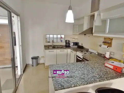 Venta PH Frente 3 ambientes San Justo