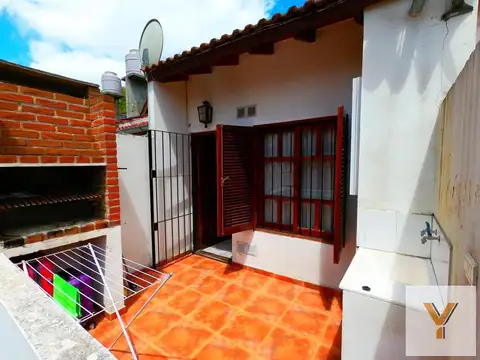 Depto Tipo Casa en Venta de 2 ambientes