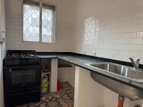 VENTA PH 3 AMBIENTES CON TERRAZA EN PARQUE CHAS