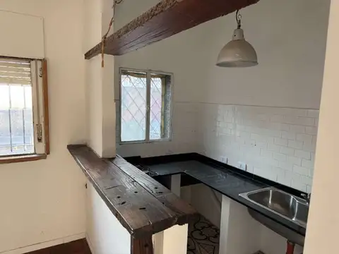 Depto Tipo Casa en Venta 54 años