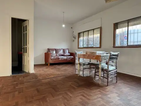 VENTA PH 3 AMBIENTES CON TERRAZA EN PARQUE CHAS