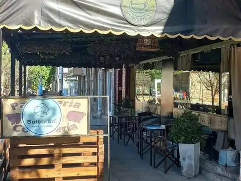venta fondo de comercio confiteria centro carmen de areco