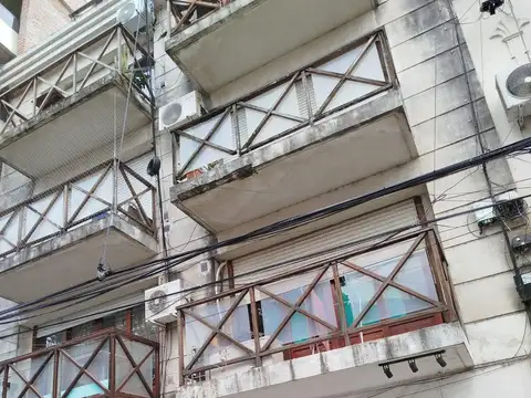 ALQUILER AMPLIO MONOAMBIENTE ALVEAR Y MENDOZA