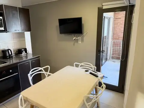 Departamento en Alquiler en Alberdi, $ 900.000