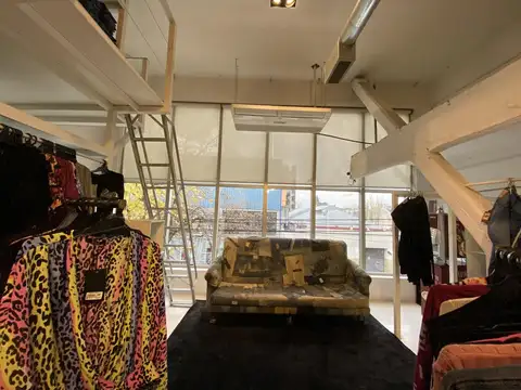 Oficina en Venta 20 años