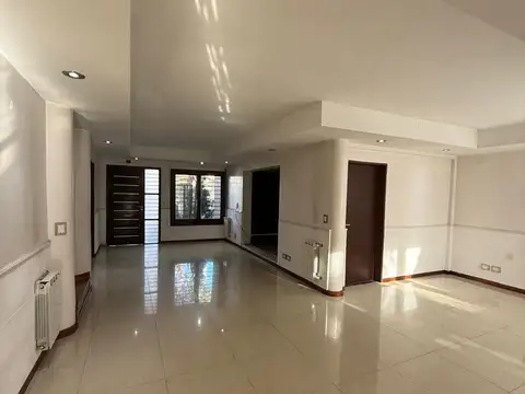 Casa en Alquiler de 6 dormitorios
