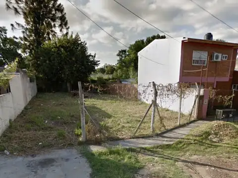 LOTE 12 MTS DE FRENTE POR 26.14 MTS EN UN COSTADO Y 29 MTS AL OTRO COSTADO.  SUPERFICIE 340.68