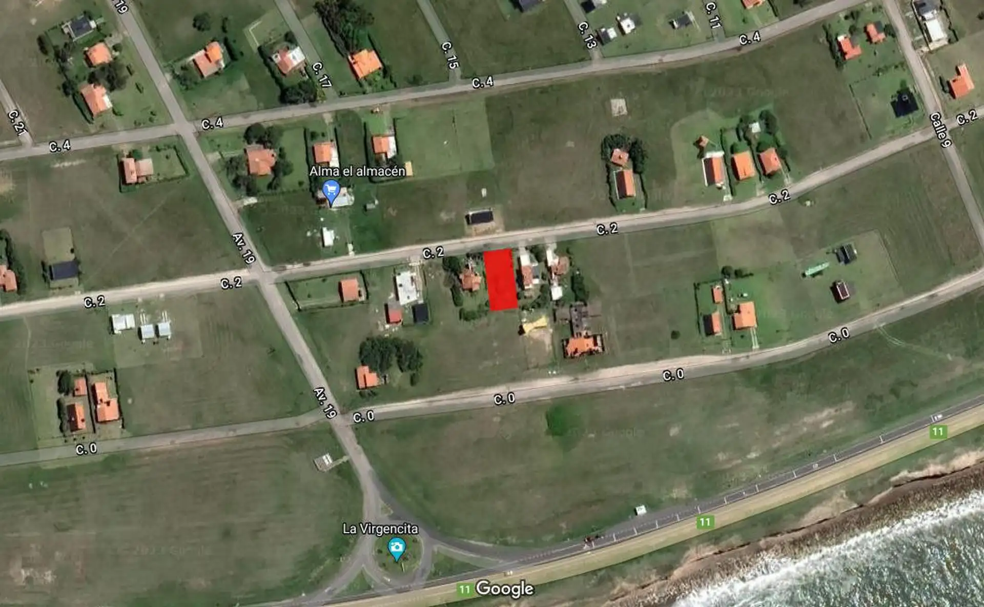 Terreno de 450m2 en 'El Marquesado' frente al mar.