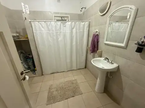 Depto Tipo Casa en Venta 76 años