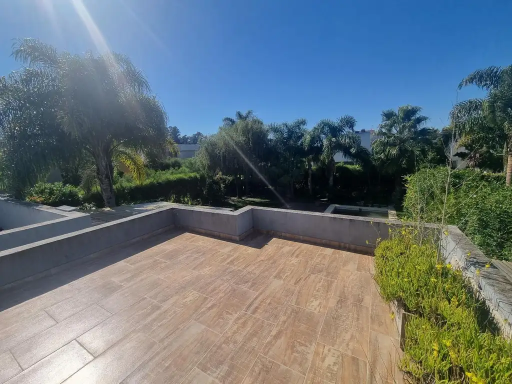 Casa en Fincas de Iraola II