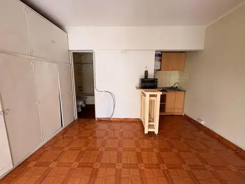 Departamento en Alquiler en Almagro, $ 380.000