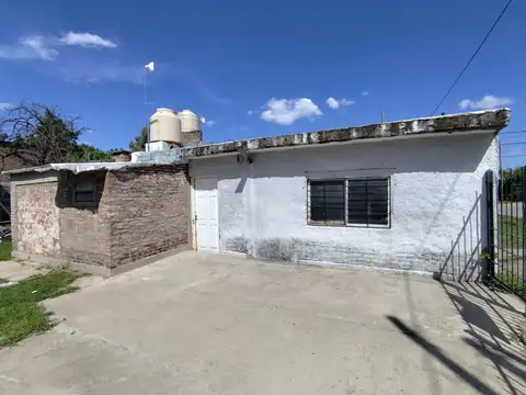 Casa en venta -  Pilar -  3 ambientes - jardin