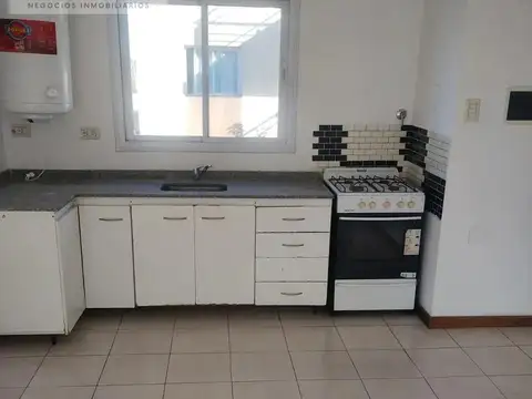 Departamento dos ambientes en Moreno