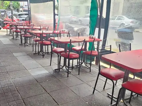 Excelente Parrilla para seguir trabajando y funcionando en la Zona de Almagro.