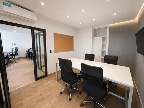 Oficina en Venta al Oeste