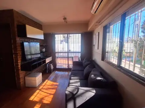 Depto Tipo Casa en Venta de 3 dormitorios