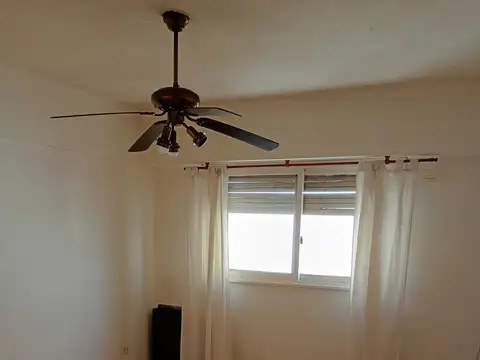 Departamento en Alquiler en Parque Patricios, $ 700.000