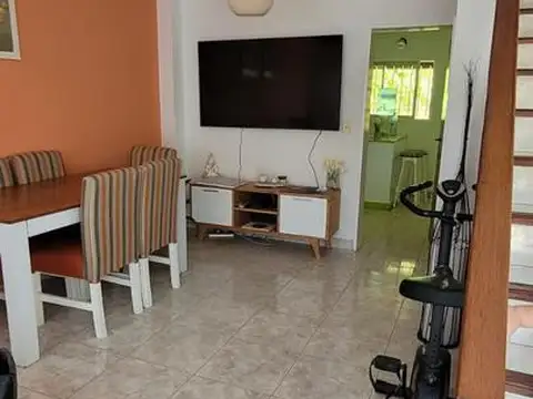 Casa en Venta en Villa De Mayo, USD 95.000