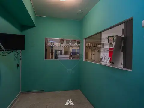 Local en Alquiler 65 años