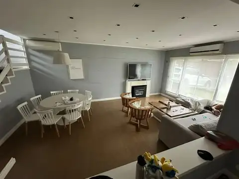 Casa en Venta al Este