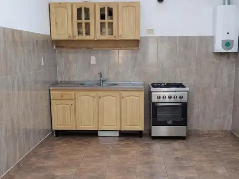 VENTA CASA DOS DORMITORIOS DE PASILLO