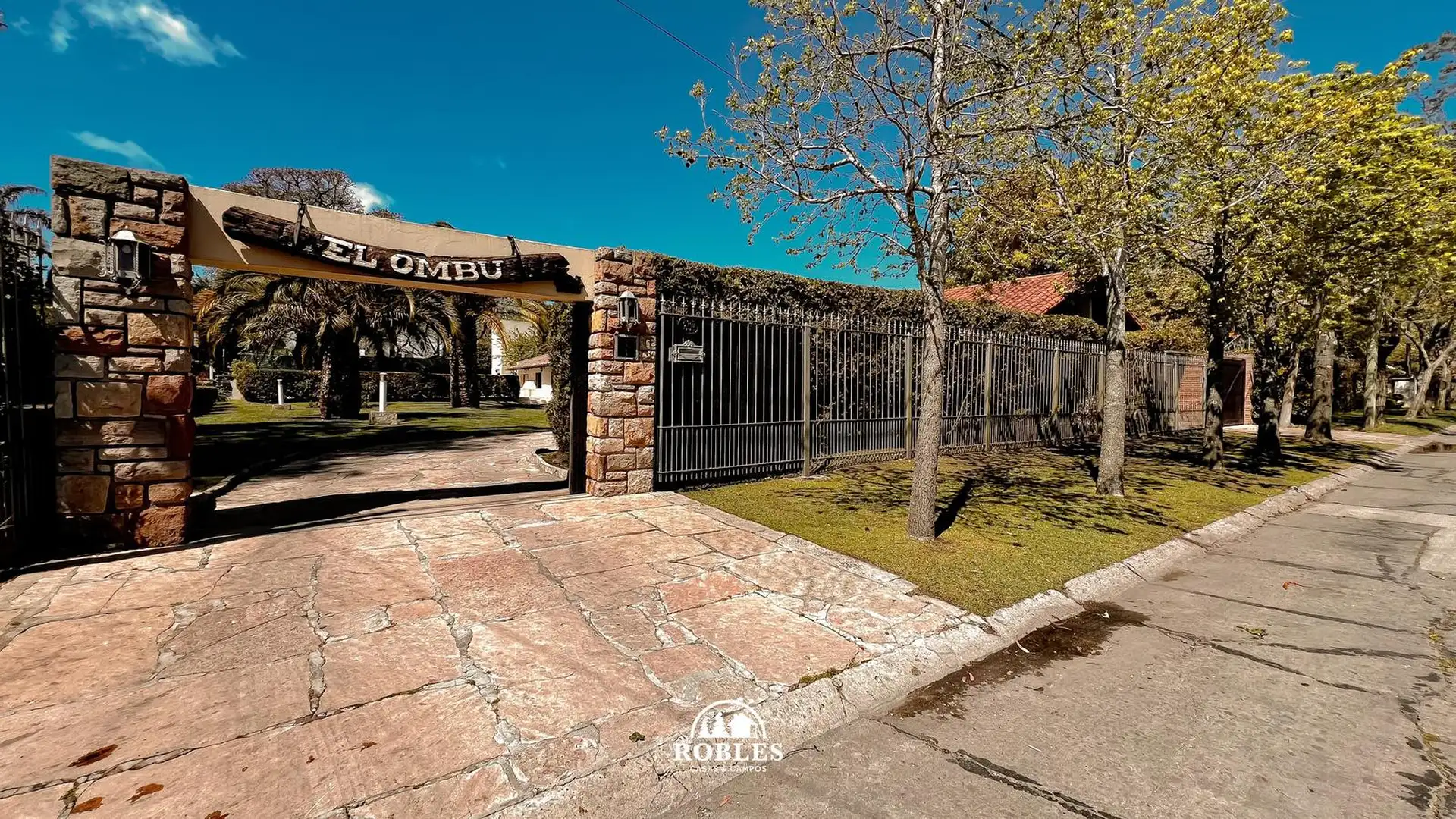 Chalet en Las Farolas, Parque Luro