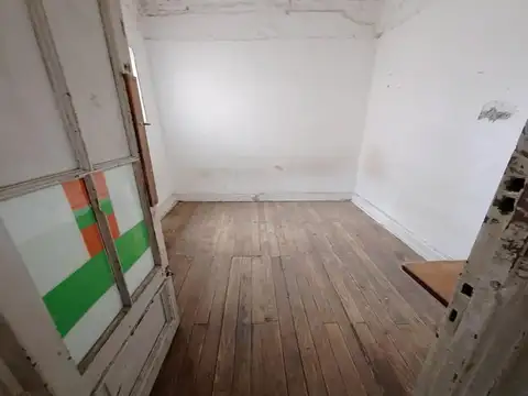 Depto Tipo Casa en Venta 50 años