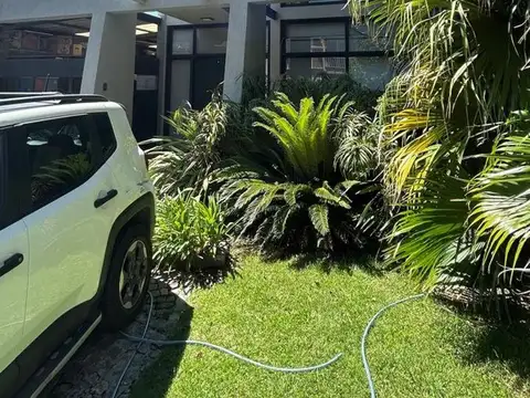 Casa en Alquiler de 4 dormitorios