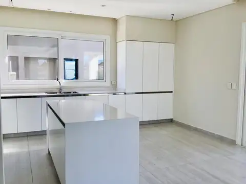 Casa en Venta en Nordelta, USD 1.800.000