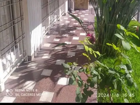 Casa 3 ambientes con 1 baño