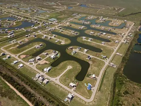 Terreno en Venta en Magallanes - Barrio cerrado, USD 135.000