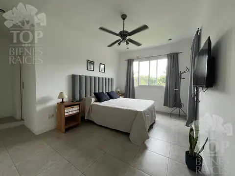 Casa en Alquiler en El Cantón - Barrio Golf, USD 1.400