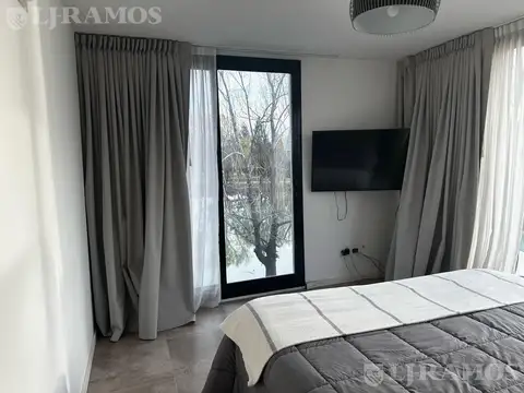 Impecable Casa en Alquiler Anual Amueblada PG