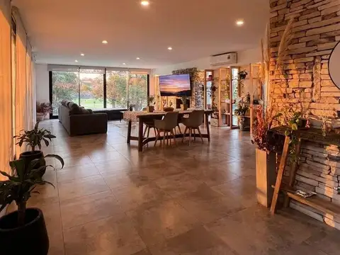 Casa en Alquiler en El Canton - Norte, USD 2.500