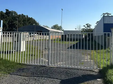 lote con tanque combustible tinglado permuto financio
