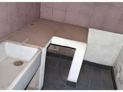 Casa en Venta en Castelar, USD 50.000