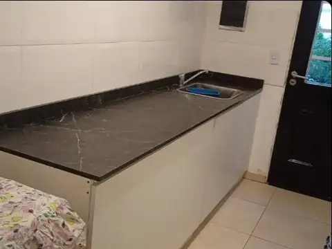 Casa en Alquiler con 1 cochera