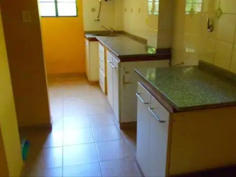 Casa 2 doemitorios con parque