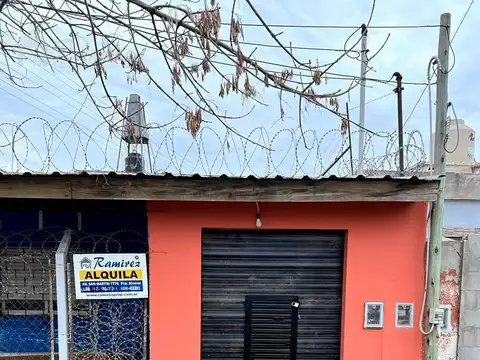 Local En Alquiler - Francisco Alvarez, Moreno