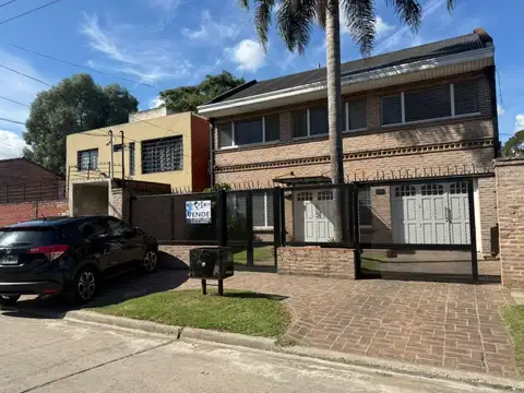 Casa - Venta - Argentina, Quilmes - Pacifico Diaz 3600