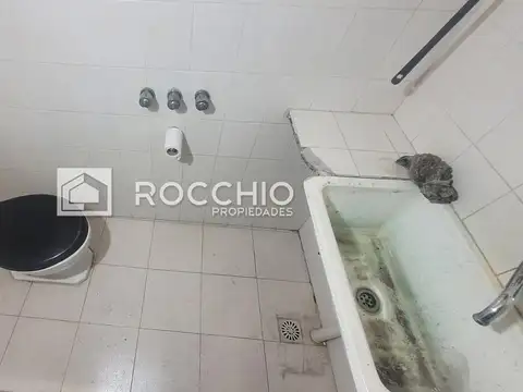 Local en Alquiler en Jose Leon Suarez, $ 500.000