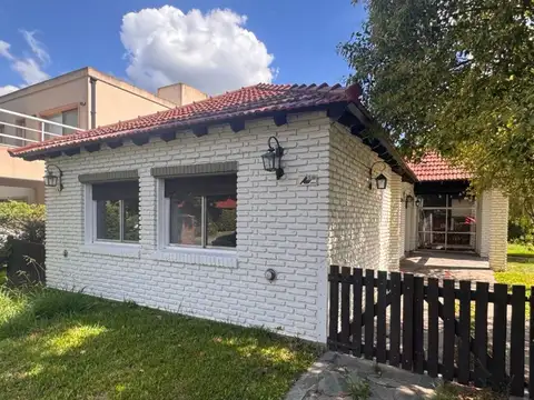 Casa en Country Banco Provincia