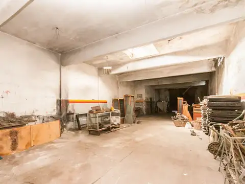 VENTA GALPON  DEPÓSITO 198 m² LANUS