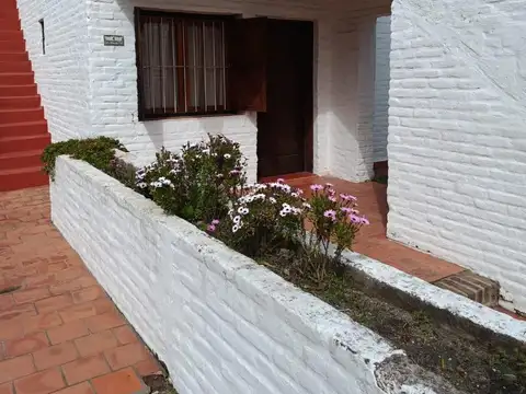 Calle 307 1150 , Piso PB