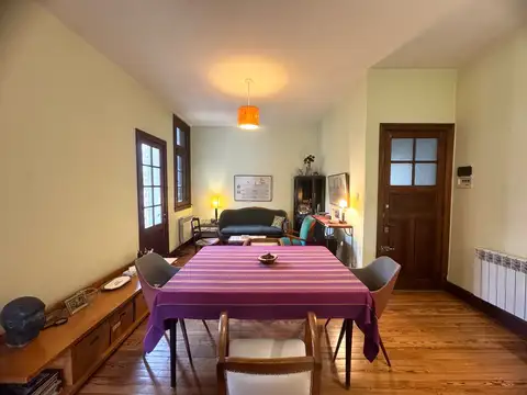 Departamento en Parque los andes de 3 ambientes con balcón y patio en Chacarita