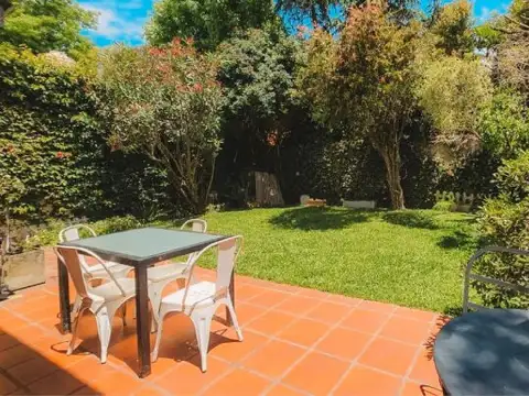 VENTA CASA EN PUNTA CHICA, VICTORIA, SAN FERNANDO, CON JARDIN