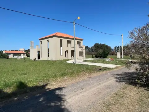 Lucio Mansilla 8000