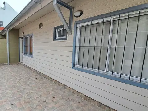 Diaz Velez 1250 , Piso PB