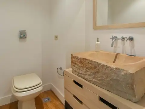 Departamento 6 ambientes con 4 baños